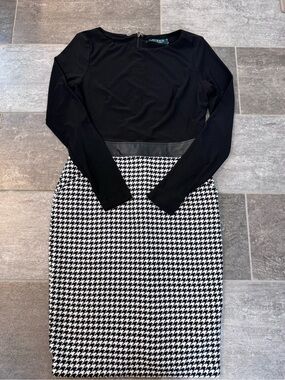 Ralph Lauren women’s dress, long sleeve, two toned, side pockets, excellent
